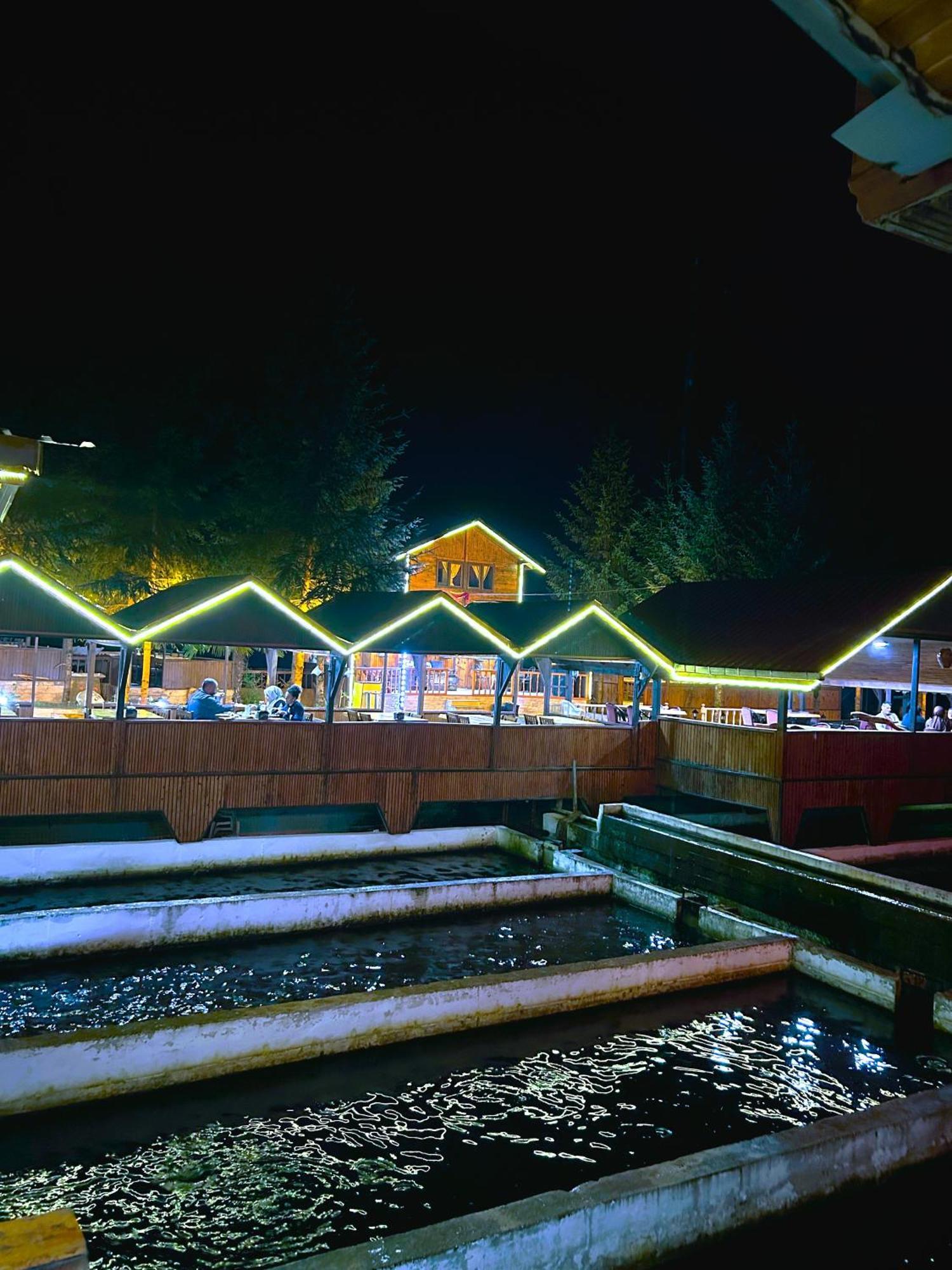 Isikli Kale Hotel Caykara Екстериор снимка